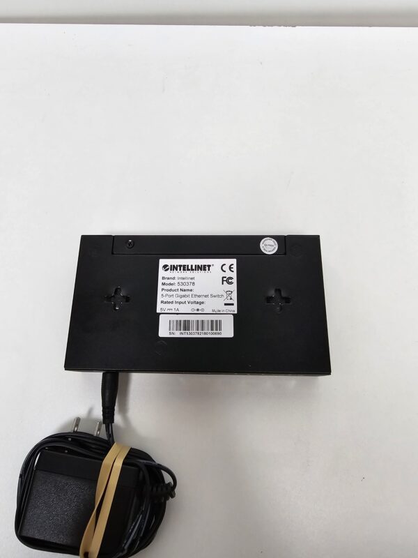 Intellinet 5-Port Gigabit Desktop Switch, Metal Housing - Image 3