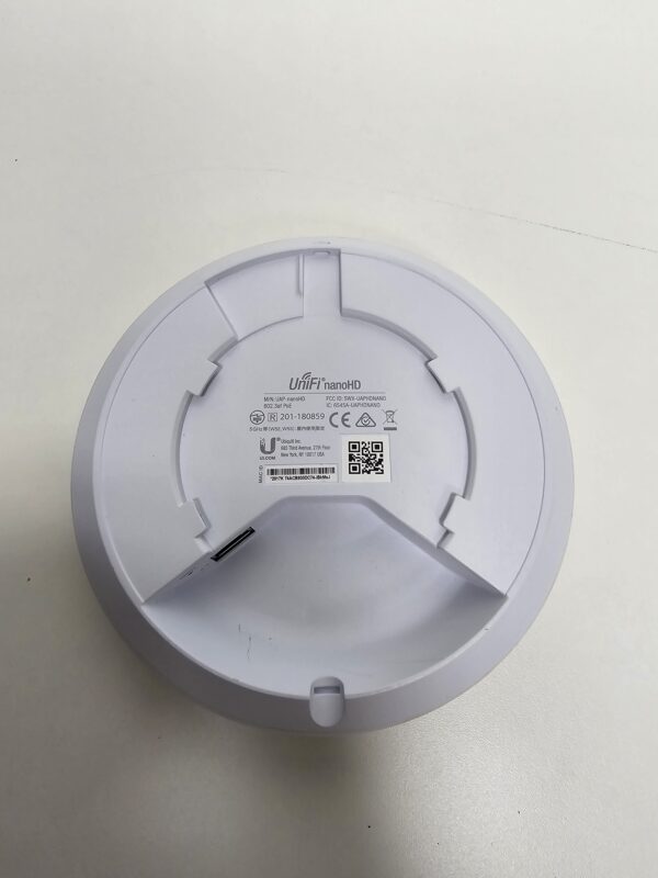 Ubiquiti UAP-AC-LITE UniFi AP AC LITE - Image 2